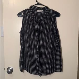 Black Sleeveless Dress blouse !